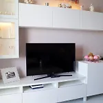 Cozy 1 Bedroom With Sunny Terrace, Beach & Center, Couples * Los Cristianos (Tenerife)