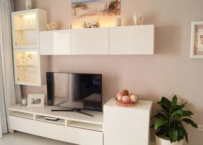 Апартаменты Beach Los Cristianos Sea View Balcony Лос Кристианос
