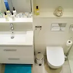 Cozy 1 Bedroom With Sunny Terrace, Beach & Center, Couples