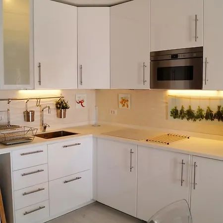 Cozy 1 Bedroom With Sunny Terrace, Beach & Center, Couples Appartamento *